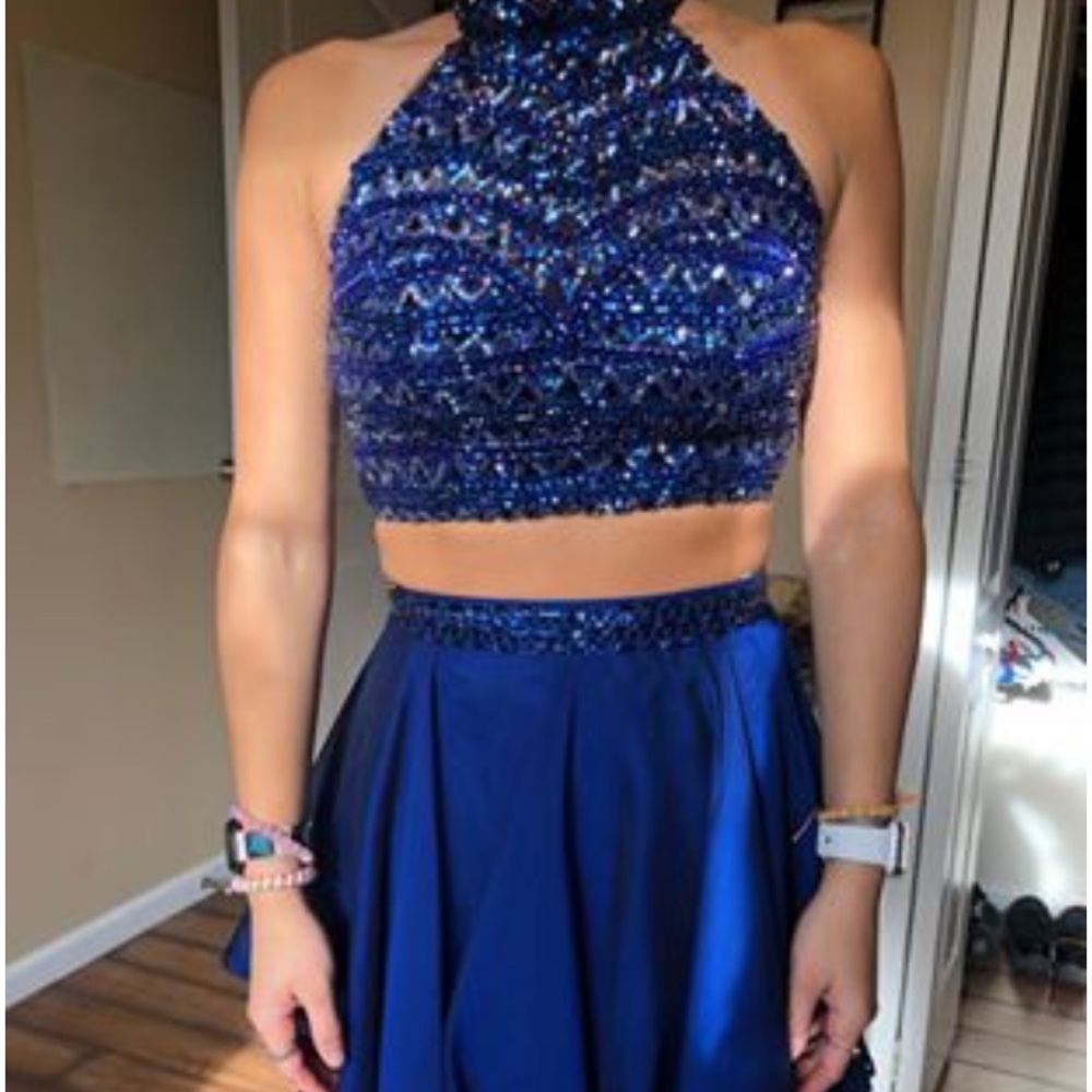 Sherri hill royal blue 2 piece dress worn once sz2 - Picture 3 of 4